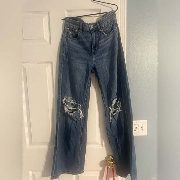Baggy American Eagle Jeans - Picture 1 of 3